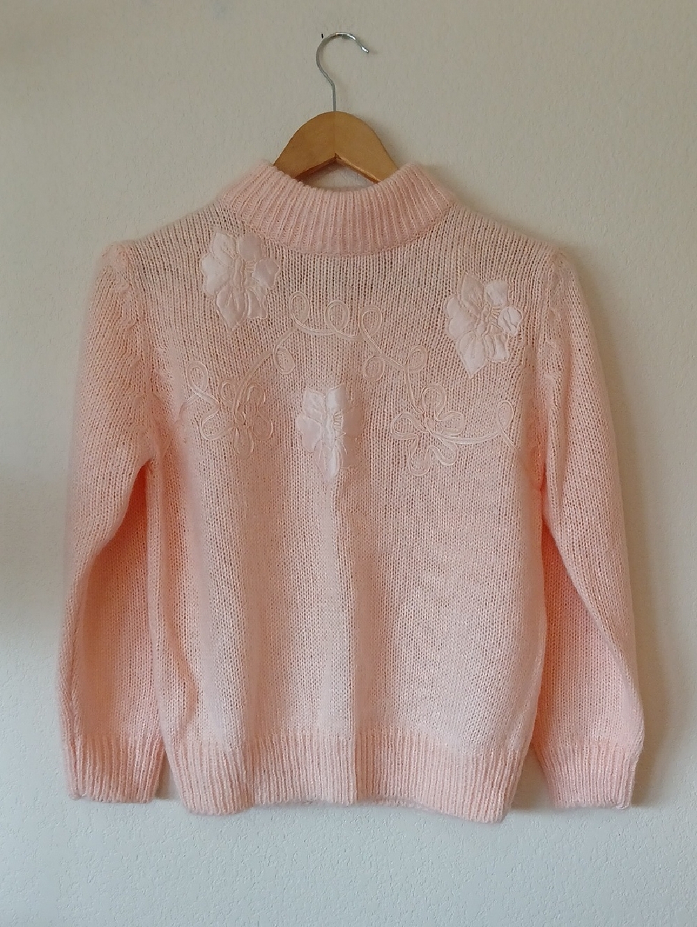 Vintage 90s Here's A Hug Pink Acrylic Sweater With Ivy Pattern